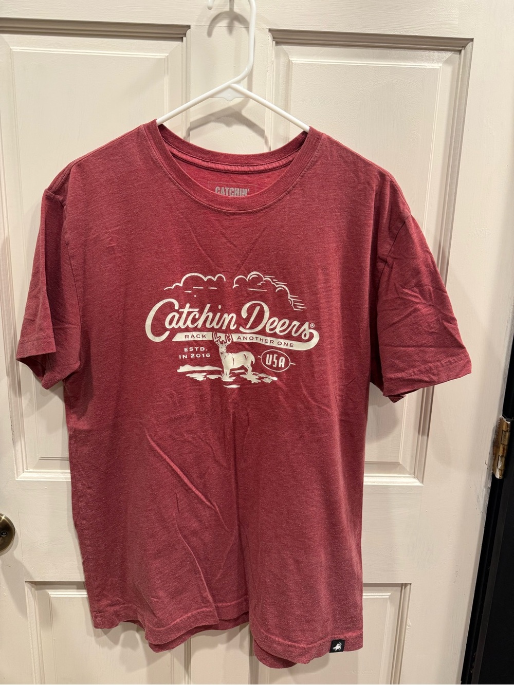 Men's Crewneck T‑Shirt in Dusty Red